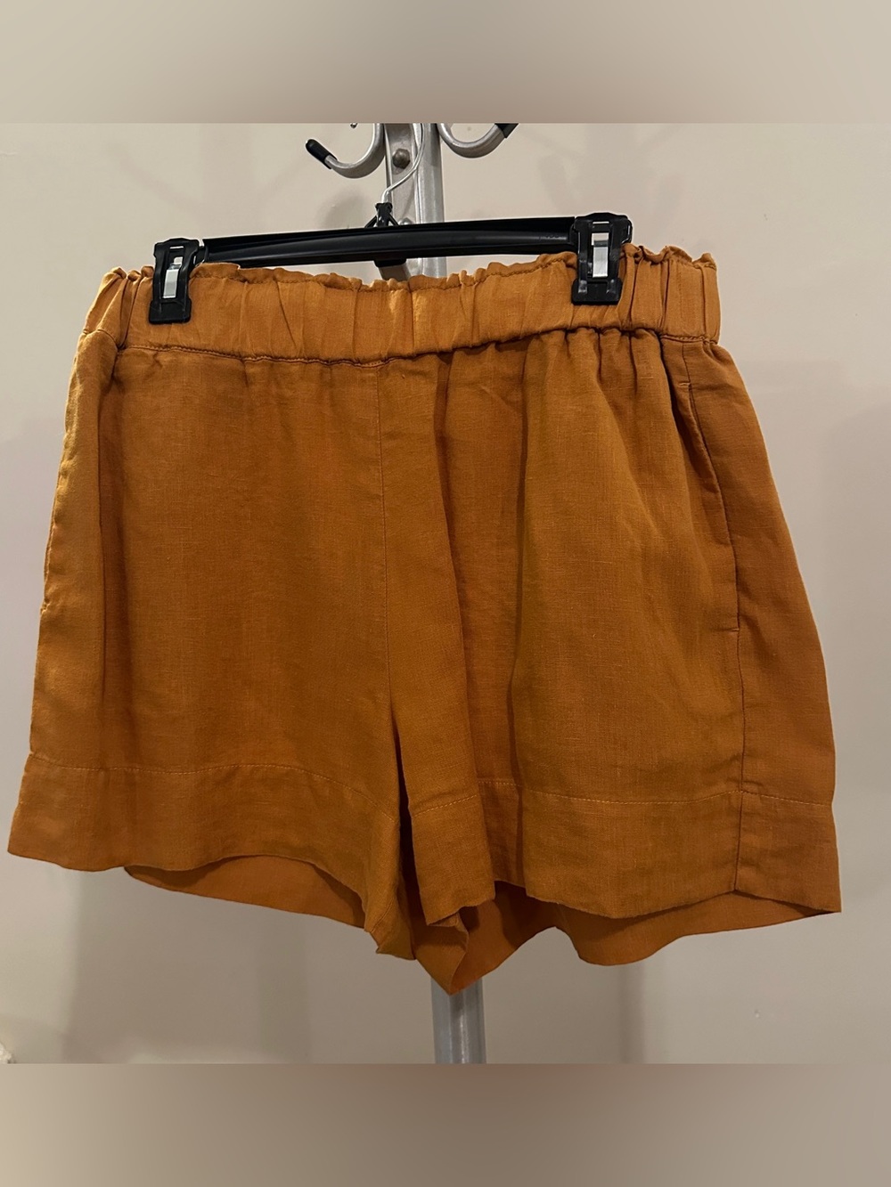 Lou & Grey High-Waist Linen Blend Shorts - Golden Copper